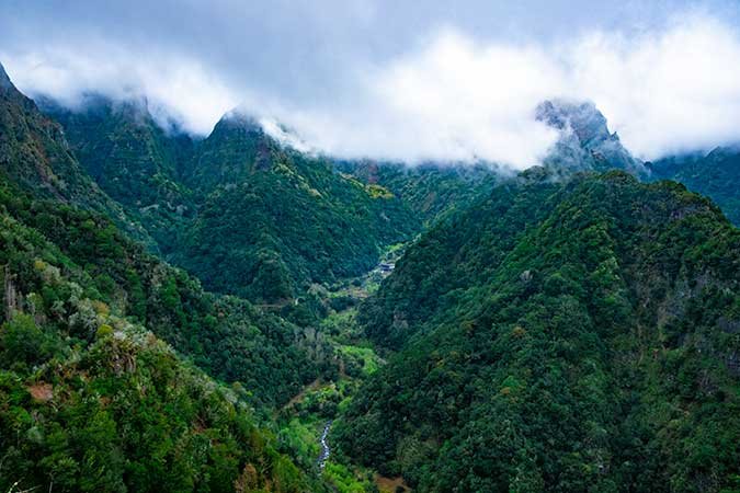 Best Hikes in Madeira you can do without the car - Vereda Dos Balcões