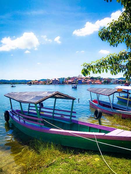 HOW TO SPEND 3 FANTASTIC DAYS IN FLORES, GUATEMALA / FULL ITINERARY AND THINGS TO DO IN FLORES