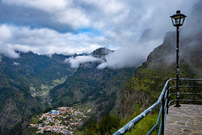 https://patisjourneywithin.com/awesome-things-to-do-in-machico-madeira/