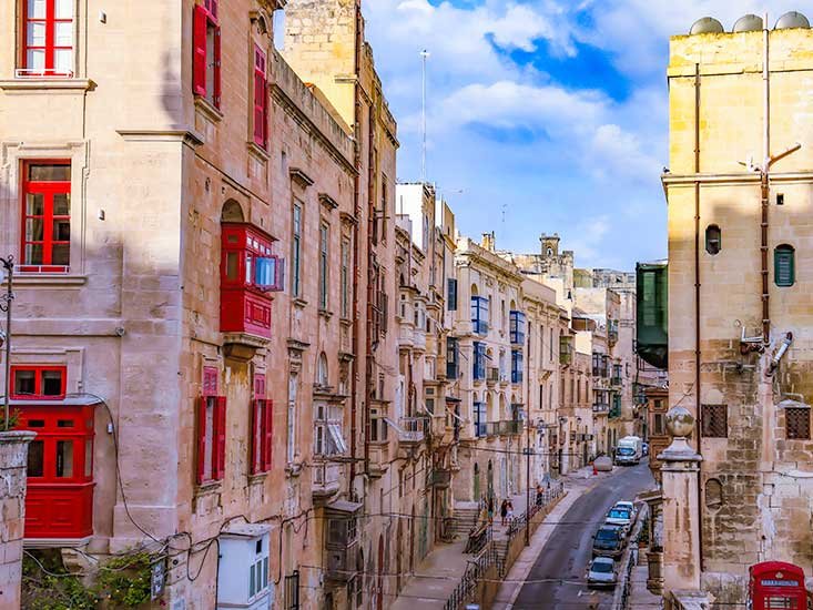 Things to know before travelling to Malta / Malta travel Tips