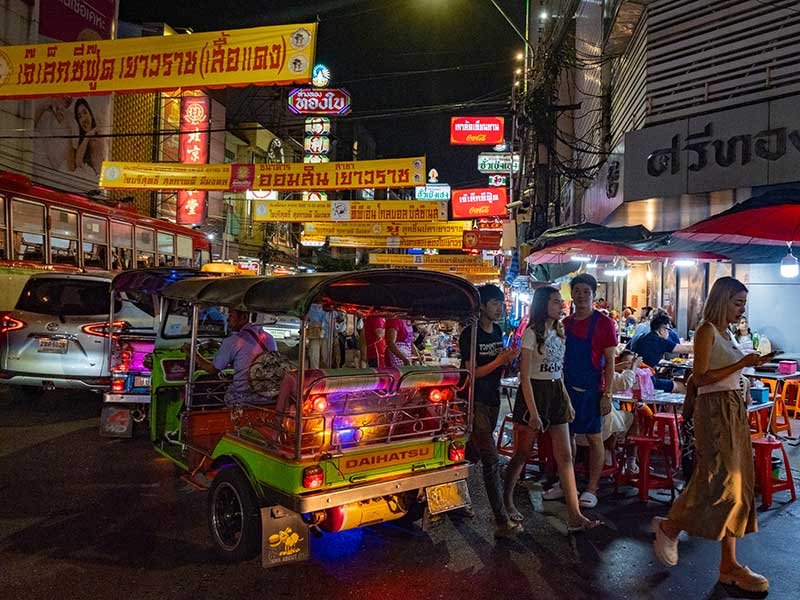 Guide to Travelling to Bangkok for the first time Solo